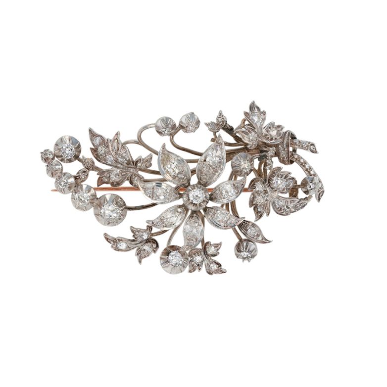 Acheter Broche ancienne diamants 2.90 carats or et argent 25.44g Comme neuf - 2500,00 € Broche ancienne diamants 2.90 carats or et argent 25.44g Comme neuf - reconditionné disponible sur Gemme Les Bijoux